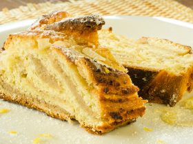 Torta di mele cotogne
